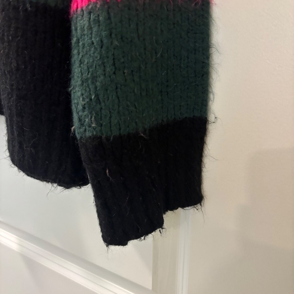 Fantastic Fawn Black Colorblock Stripe Mock Neck Fuzzy Sweater - Picture 6 of 7